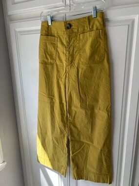 Maeve “The Colette” Cropped Pants in Yellow
